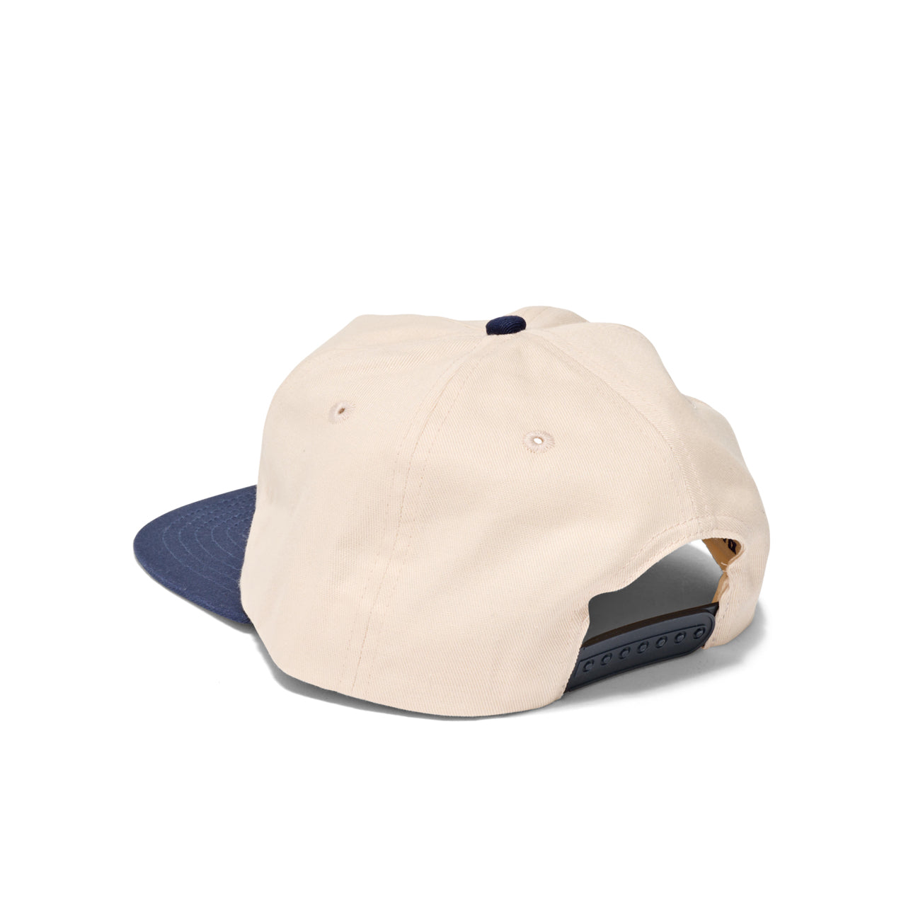 XLARGE - AROUND THE WORLD SNAPBACK CAP - THRIFT WHITE