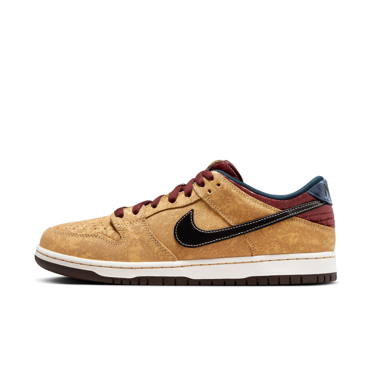 NIKE SB - DUNK LOW PRO - CELESTIAL GOLD / BLACK-DARK TEAM RED