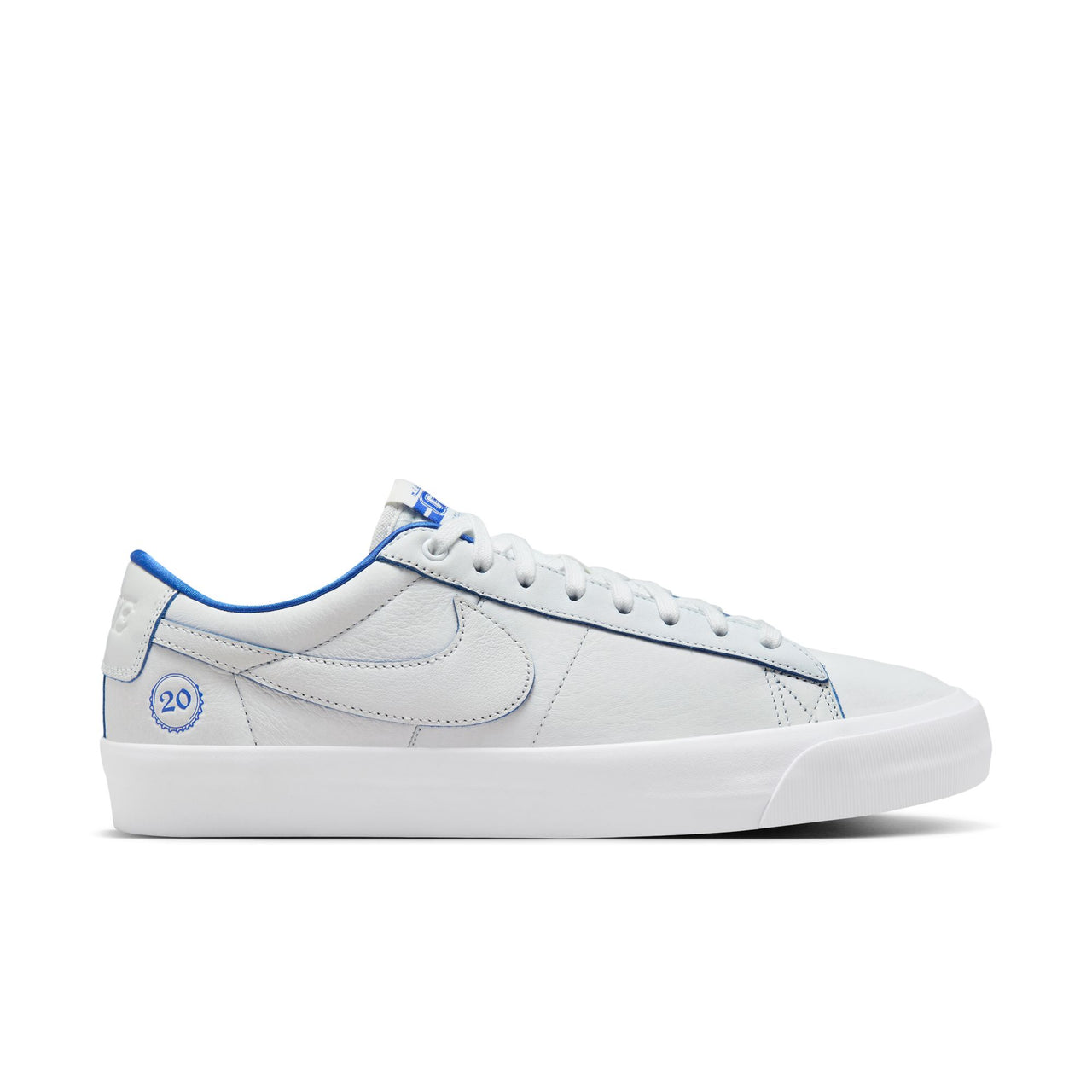 NIKE SB - ZOOM BLAZER LOW PRO GT PREMIUM - SUMMIT WHITE / GAME ROYAL-SUMMIT WHITE