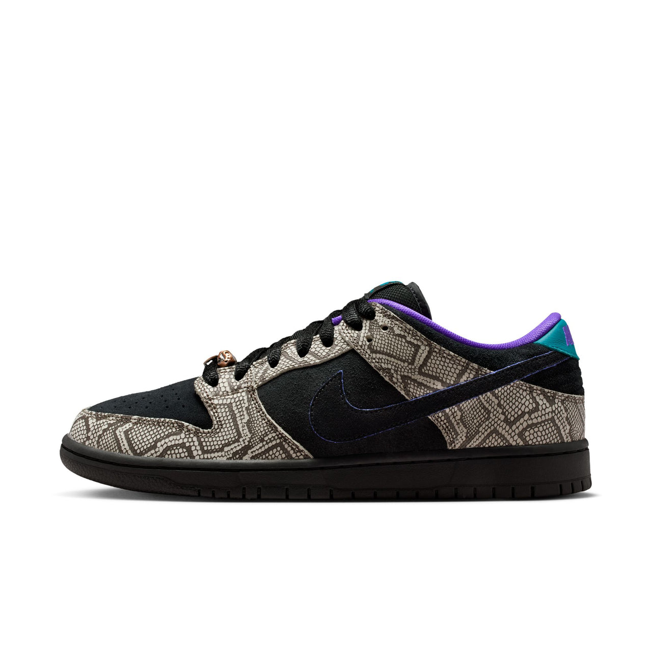 NIKE SB - DUNK LOW PRO - DASHAWN JORDAN - STRING / BLACK-BRIGHT SPRUCE-FIERCE PURPLE
