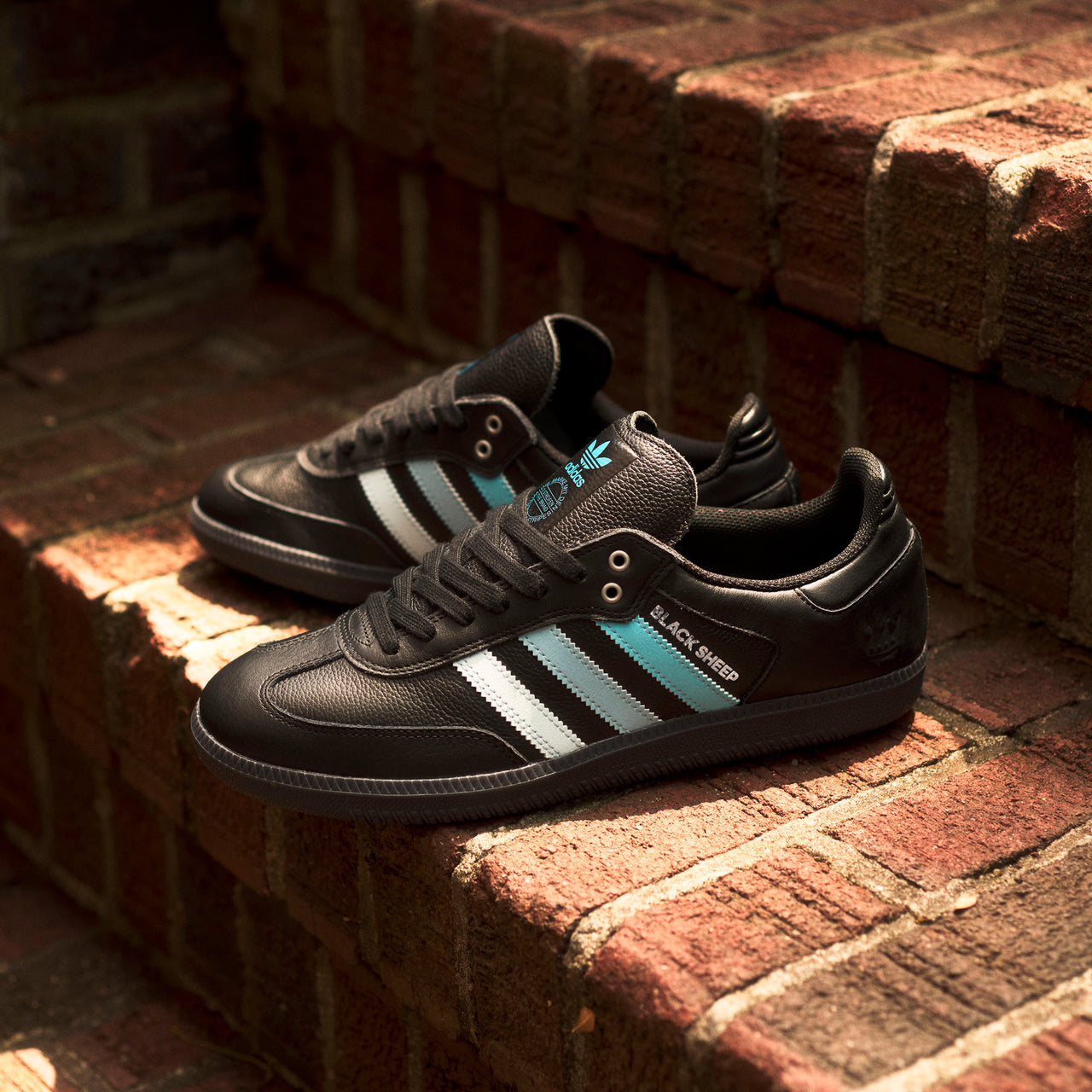 ADIDAS - CLTFC X BLACK SHEEP SAMBA ADV - CORE BLACK / CLOUD WHITE / ICE BLUE