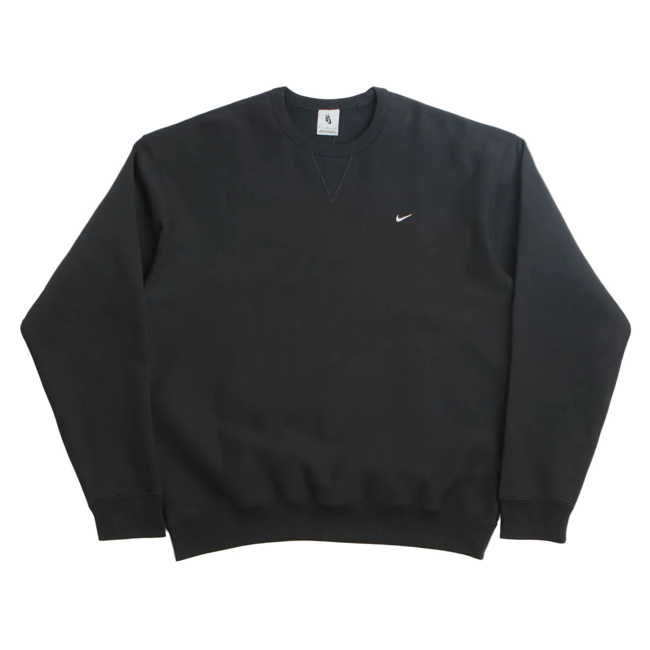 NIKE - SOLO SWOOSH CREWNECK SWEATSHIRT - BLACK / WHITE