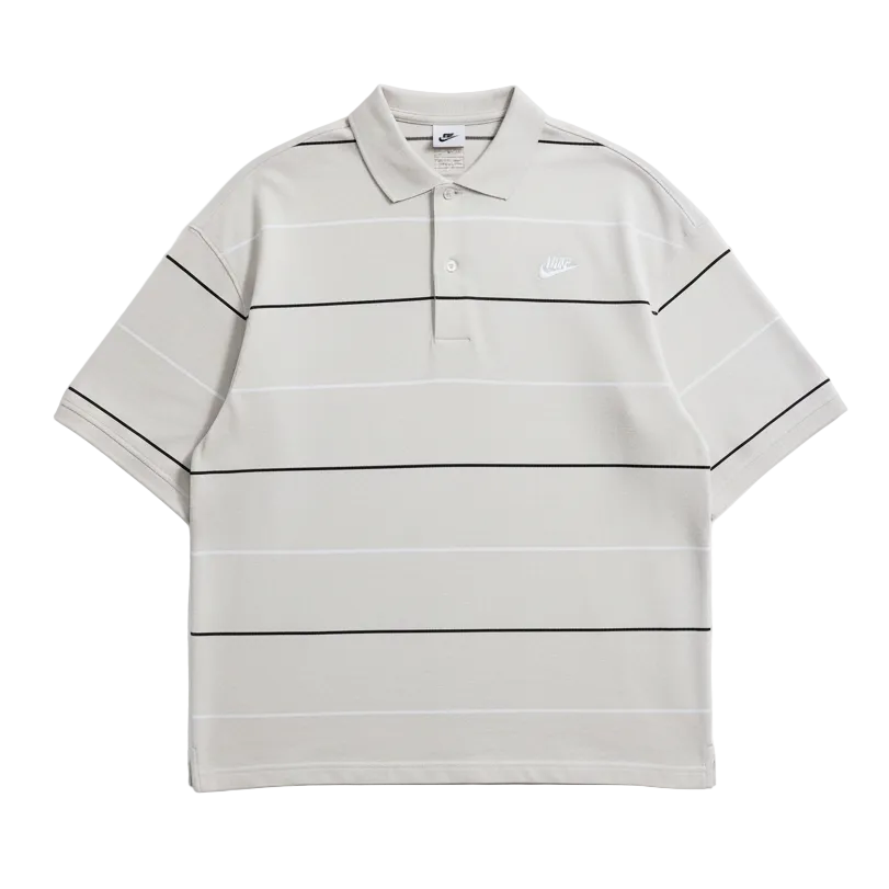 NIKE - SPORTSWEAR CLUB OVERSIZED STRIPED POLO - VAST GREY / WHITE